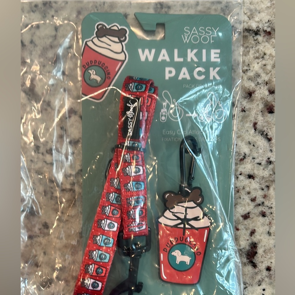 Brand New Dog Leash and Bag holder